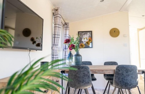 Kaatsheuvel House | Vacation home EuroParcs Resort Kaatsheuvel in Kaatsheuvel - 4 persons, 2 bedrooms