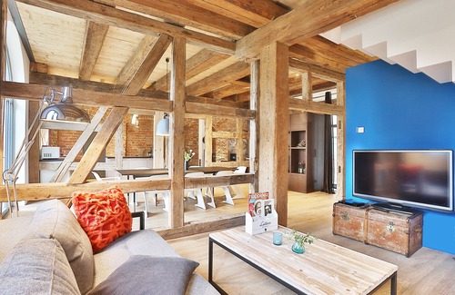 Old Town House | Vacation home feeling in the heart of the old town - 180 m2 over 2 floors, 3 bedrooms, fireplace