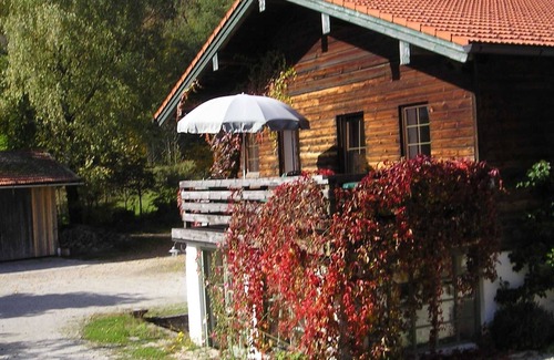 Ruhpolding House | Vacation home for single occupancy on a Bavarian farm with idyllic garden