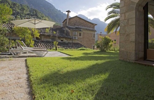 Fornalutx House | Vacation home Fornalutx in Fornalutx - 8 persons, 4 bedrooms