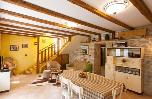 Pican House | Vacation home Franz by Interhome