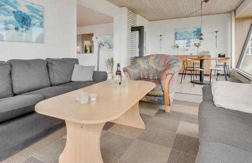 Broager House | Vacation home "Fridgerd" - 25m from the sea in SE Jutland in Broager - 6 persons, 3 bedrooms