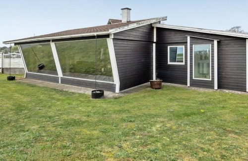 Broager House | Vacation home "Fridgerd" - 25m from the sea in SE Jutland in Broager - 6 persons, 3 bedrooms