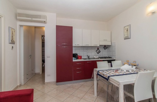 Trinita d'Agultu House | Vacation Home "Frisaia F3" with Pool, Private Terrace & A/C