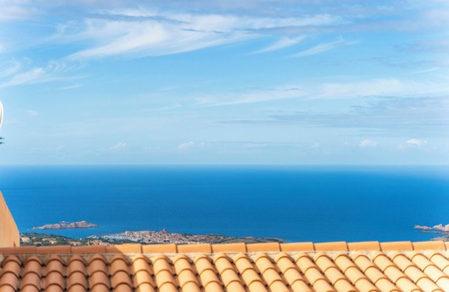Trinita d'Agultu House | Vacation Home "Frisaia F3" with Pool, Private Terrace & A/C