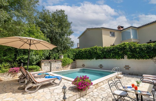 Vozilici House | Vacation home Gianni by Interhome