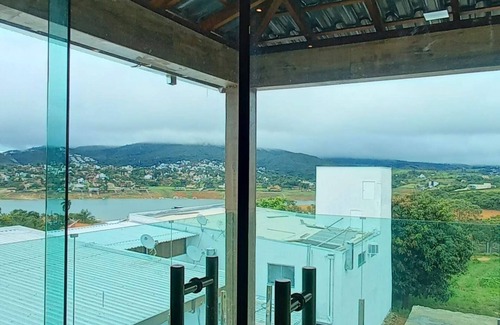 Capitolio House | Vacation home - high standard with lake and mountain views