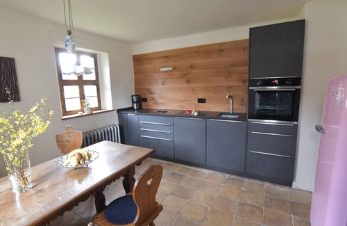 Ickelheim Ski Chalet | Vacation home Ickelhaus 1, 4 bedrooms, fireplace, garden, massage, near thermal baths