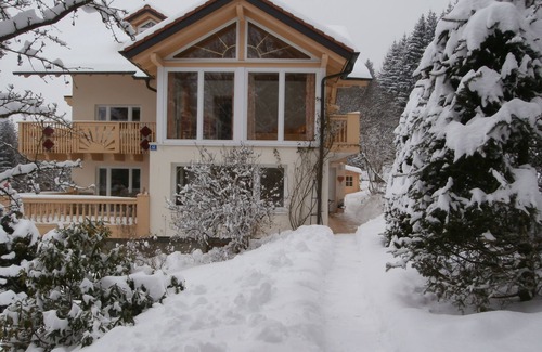 Zachenberg House | Vacation home in beautiful nature with large garden. Outdoor pool, for families, with pets