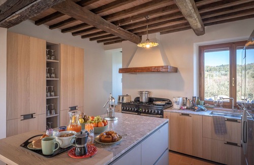 Paciano House | Vacation Home in Paciano with 4 bedrooms sleeps 10