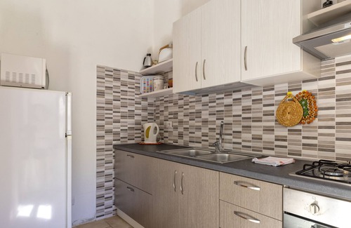 Paduledda House | Vacation Home "Fantastico Quadrilocale Vista Mare" with Sea View