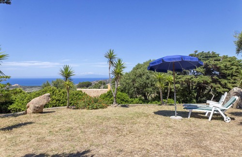 Paduledda House | Vacation Home "Fantastico Quadrilocale Vista Mare" with Sea View