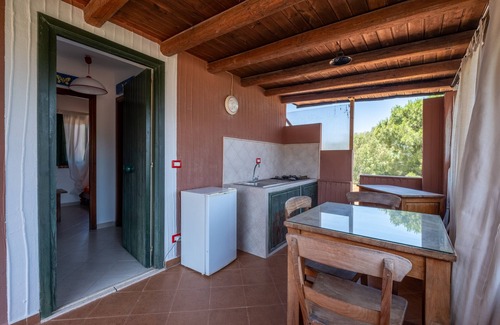 Vulcanello House | Vacation Home "Jerà D72 Vista Mare" with Sea View, Private Terrace & Wi-Fi