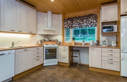 Lotjola House | Vacation home Kuutti by Interhome