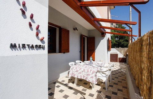 Agrustos House | Vacation Home "La Casa dell'Olivastro" with Private Terrace & Wi-Fi