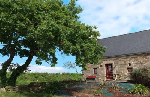 Ploumoguer House | Vacation home La Chapelle (PMG107) in Ploumoguer - 4 persons, 1 bedrooms