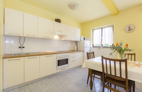 Marceljani House | Vacation home Laura with pool, quiet location, family-friendly.