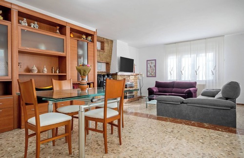 Miami Platja House | Vacation Home "Llastres" with Mountain View, Private Pool & Wi-Fi
