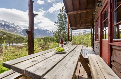 Gaular House | Vacation home Lona by Interhome