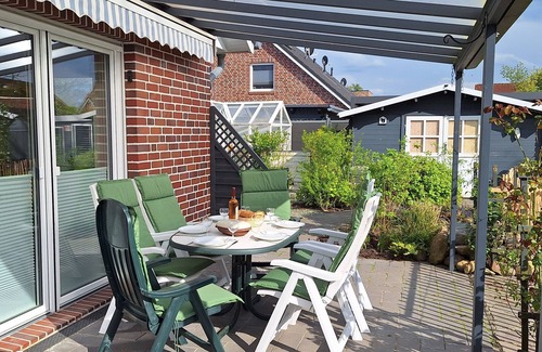 Weener House | Vacation home Mühlchen 25585 - Holiday apartment Mühlchen