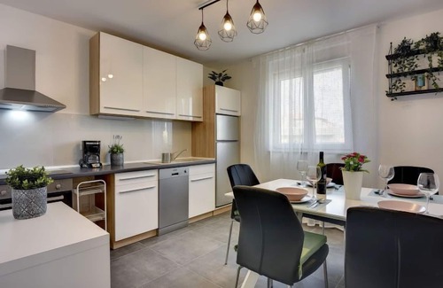 Liznjan House | Vacation home Noemi by Interhome