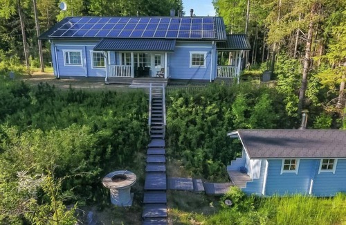 Lotjola House | Vacation home Norppa by Interhome