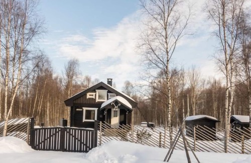 Ivalo House | Vacation home Pihlaja in Inari - 6 persons, 1 bedrooms