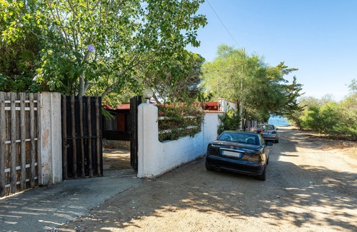 Quartu Sant'Elena House | Vacation Home "Rita" with Private Terrace & Private Garden