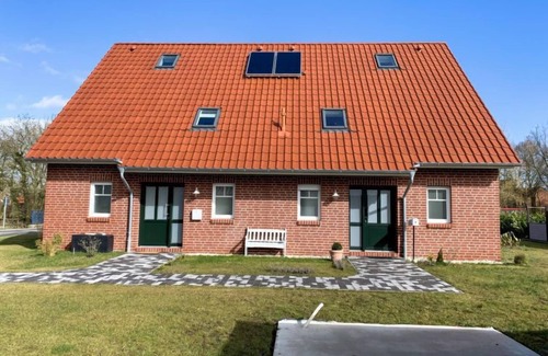 Ditzum House | Vacation home Rose by Interhome