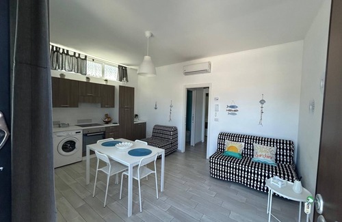 Barletta Villa | Vacation home Sea view with veranda SoleeMare Barletta Apartments 4