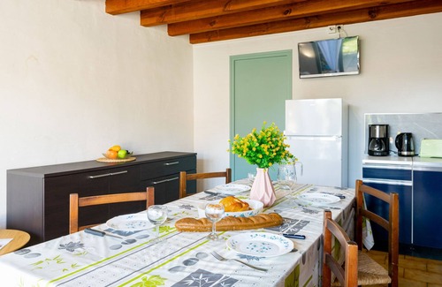 Mimizan-Plage House | Vacation home Sicard by Interhome