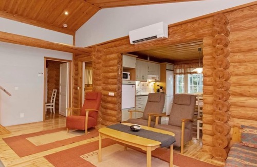 The Lakelands House | Vacation home Ulappa by Interhome