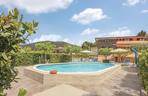 Montecorice House | Vacation home with pool on the coast of Cilento, 3. 5 km from the center of San Marco.