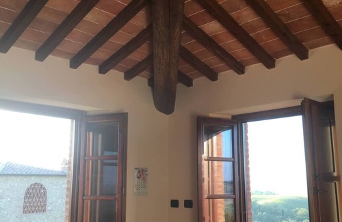 Volterra House | Vacation home with 360° panoramic view of the Tuscan hills.