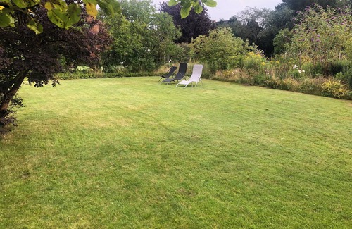 St. Lorenz Nord House | Vacation home with large garden for relaxing and romping around, close to the Baltic Sea