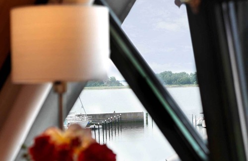 Lemkenhafen House | Vacation home with WiFi, roof terrace and fantastic sea views