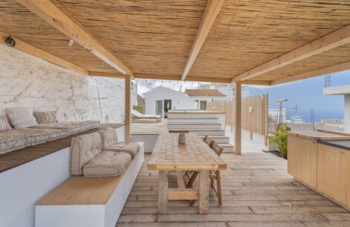 Guia de Isora House | Vacation Home 'Xuixo In Tenerife South' with Sea View, Wi-Fi and Air Conditioning