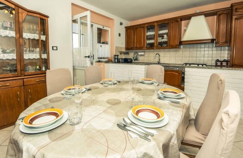 Stankovci House | Vacation home Zorka by Interhome