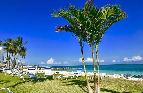 Key Colony Beach Condo | Vacation in Paradise! New Summer and Fall Rates! nPrivate, Sandy Beach and Pool!
