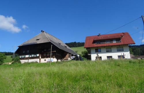 Stegen Apartment | Vacation on a farm with lots of animals