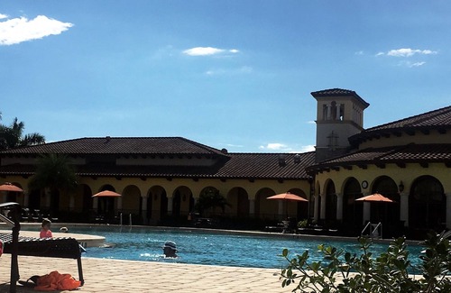 Gran Paradiso Condo | Vacation Rental Minutes From the World Famous Gulf Coast