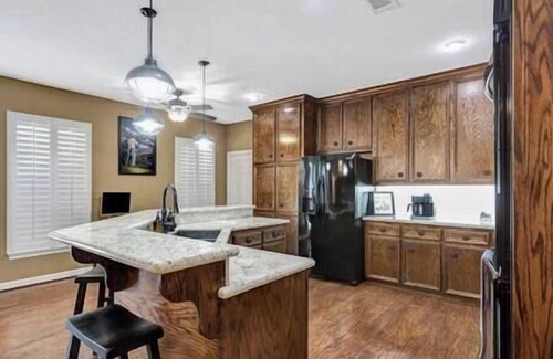 Brookshire Villa | Vacation Rental + Rustic Ranch Setting & On-Site Lodging & Indoor-Outdoor Events