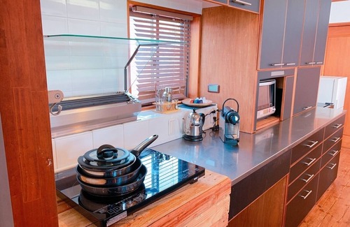 Yokosuka House | Vacation Rental with a balcony/Yokosuka Kanagawa
