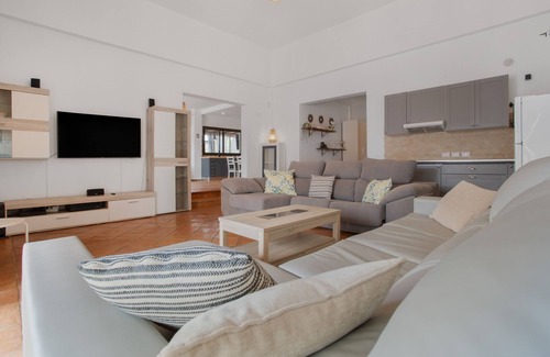 La Oliva Villa | Vacation Villa 'Sosha - Carpe Mundi' with Mountain View, Private Pool and Wi-Fi