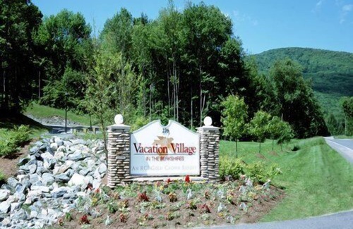 Hancock Resort | Vacation Village In The Berkshires 5 Star Resort - Suite B