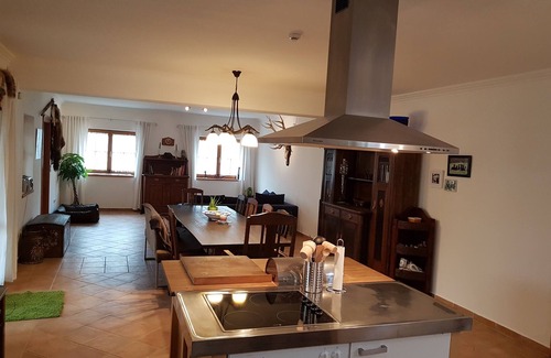 Locs Cottage | Vacation with dog/hunting/golfing/spa vacation