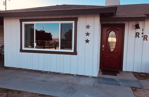 Inyokern House | Vacation with the Horses in our Ranch House! Right off Hwy 395