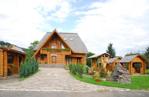 Moisei House | Vadul Lupilor