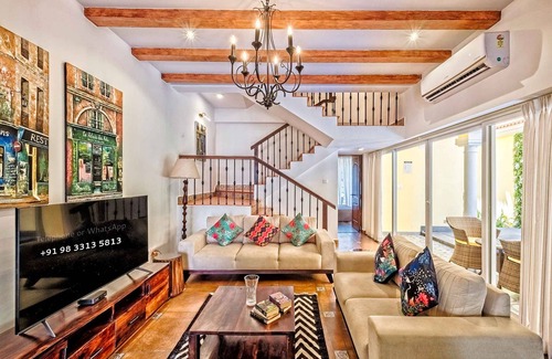 Assagao Villa | Vagator 4 Bed Lavish Private Pool Villa in Assagao
