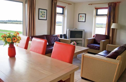 Suameer House | Vakantiepark Bergumermeer 10